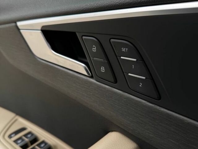 Білий Ауді А4, об'ємом двигуна 2 л та пробігом 173 тис. км за 16999 $, фото 23 на Automoto.ua