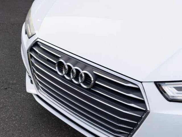 Білий Ауді А4, об'ємом двигуна 2 л та пробігом 43 тис. км за 14000 $, фото 6 на Automoto.ua