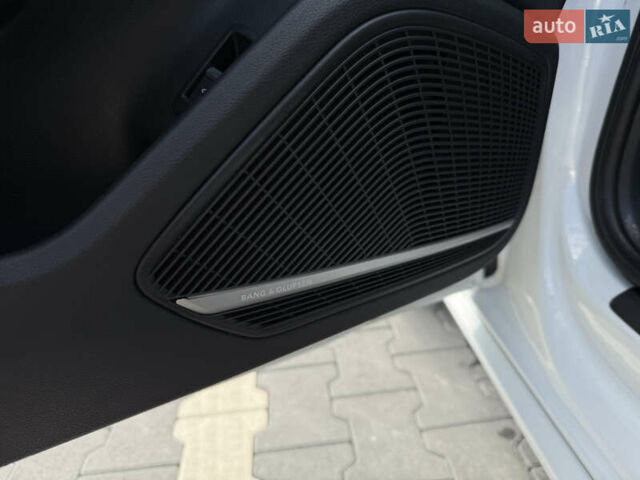 Белый Ауди А4, объемом двигателя 1.98 л и пробегом 124 тыс. км за 21999 $, фото 18 на Automoto.ua