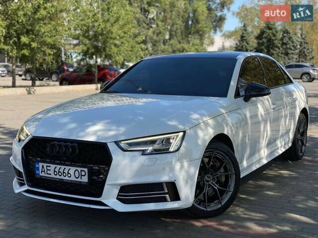 Білий Ауді А4, об'ємом двигуна 1.98 л та пробігом 112 тис. км за 19900 $, фото 1 на Automoto.ua