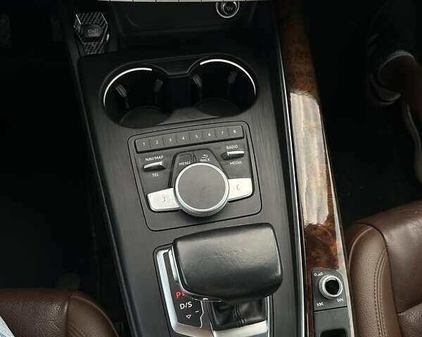 Ауді А4 2017 у Городке на Automoto.ua Білий Ауді А4, об'ємом двигуна 1.98 л та пробігом 230 тис. км за 18500 $, фото 24 на Automoto.ua