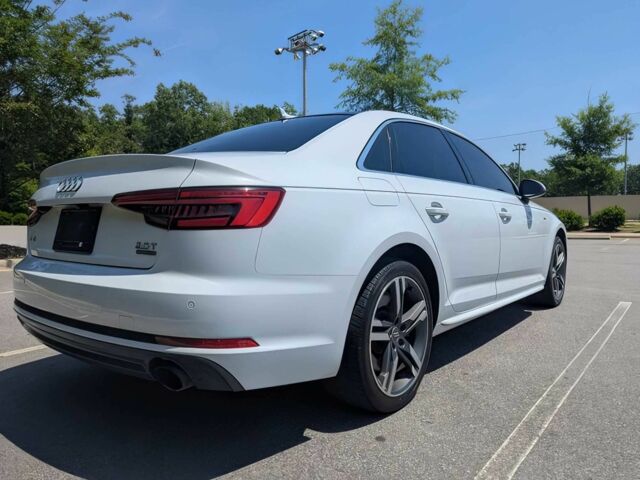 Білий Ауді А4, об'ємом двигуна 2 л та пробігом 66 тис. км за 6100 $, фото 4 на Automoto.ua