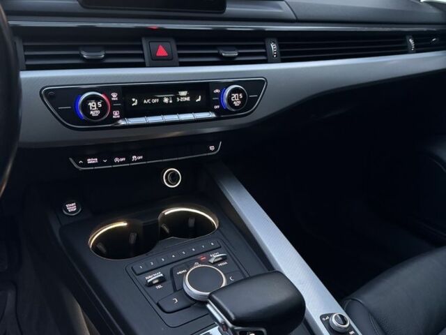 Белый Ауди А4, объемом двигателя 2 л и пробегом 202 тыс. км за 16700 $, фото 6 на Automoto.ua