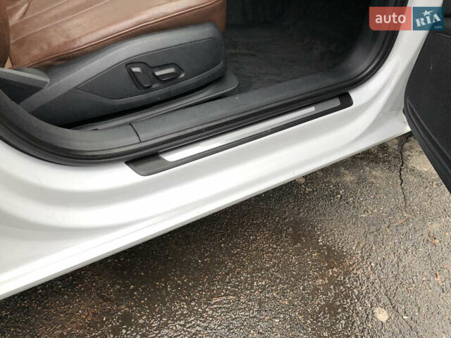 Білий Ауді А4, об'ємом двигуна 2 л та пробігом 173 тис. км за 12345 $, фото 45 на Automoto.ua