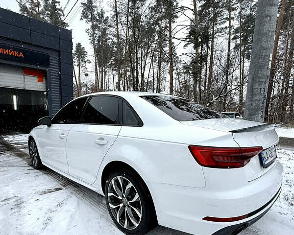 Белый Ауди А4, объемом двигателя 2 л и пробегом 335 тыс. км за 14900 $, фото 13 на Automoto.ua