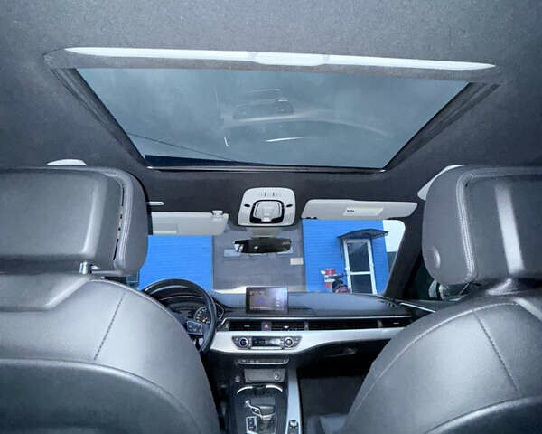 Белый Ауди А4, объемом двигателя 2 л и пробегом 38 тыс. км за 16700 $, фото 7 на Automoto.ua