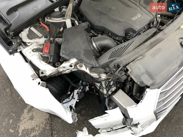 Білий Ауді А4, об'ємом двигуна 2 л та пробігом 173 тис. км за 12345 $, фото 55 на Automoto.ua