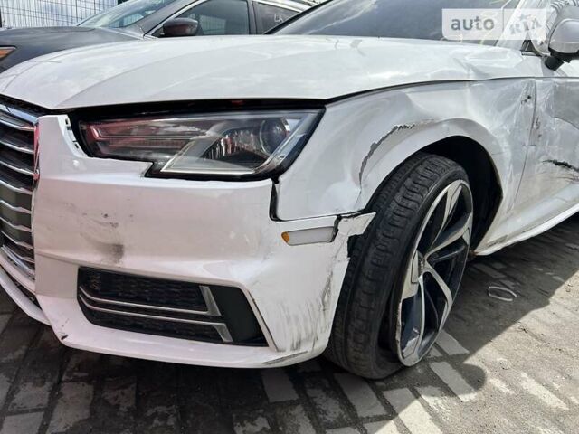 Білий Ауді А4, об'ємом двигуна 2 л та пробігом 90 тис. км за 17500 $, фото 9 на Automoto.ua