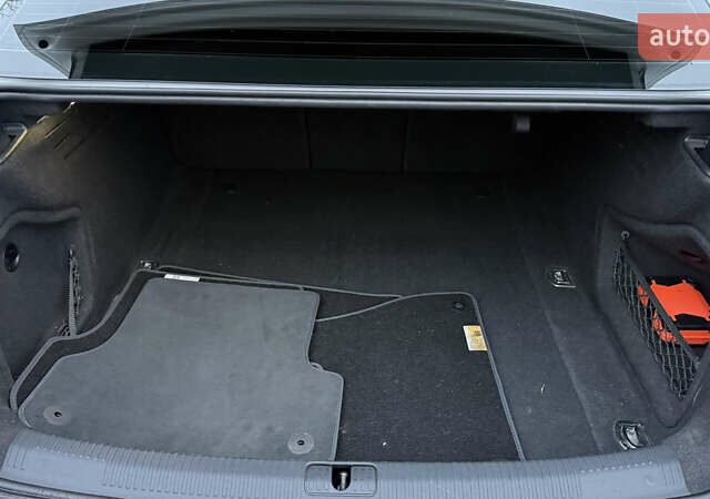 Белый Ауди А4, объемом двигателя 1.98 л и пробегом 120 тыс. км за 18500 $, фото 23 на Automoto.ua