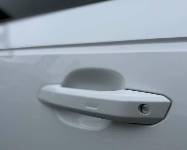 Белый Ауди А4, объемом двигателя 1.98 л и пробегом 192 тыс. км за 16900 $, фото 11 на Automoto.ua