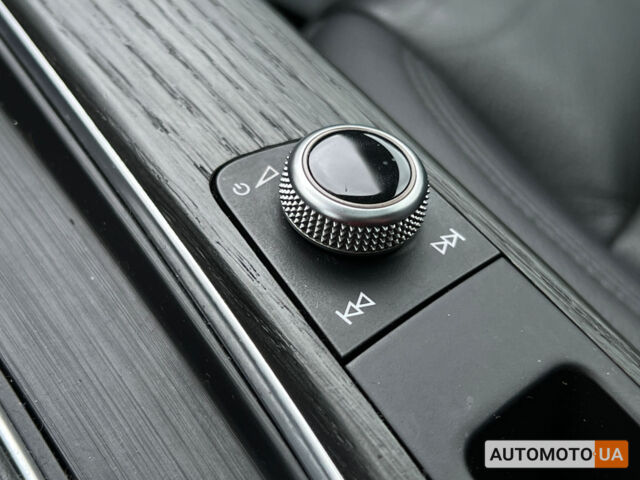 Белый Ауди А4, объемом двигателя 2 л и пробегом 136 тыс. км за 17900 $, фото 19 на Automoto.ua