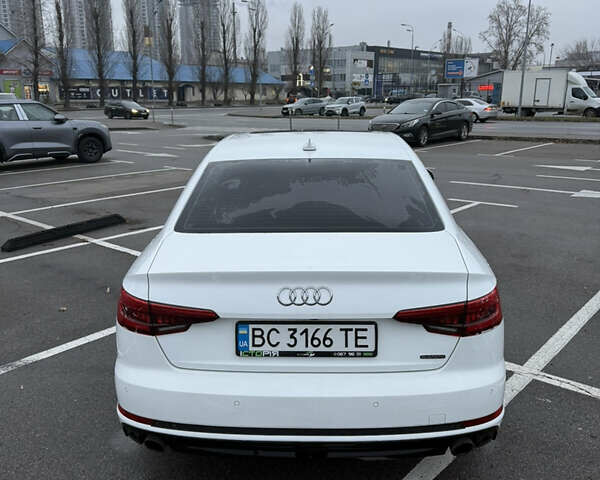 Белый Ауди А4, объемом двигателя 1.98 л и пробегом 146 тыс. км за 20500 $, фото 6 на Automoto.ua