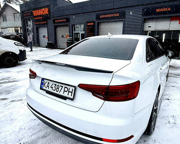 Белый Ауди А4, объемом двигателя 2 л и пробегом 335 тыс. км за 14900 $, фото 10 на Automoto.ua