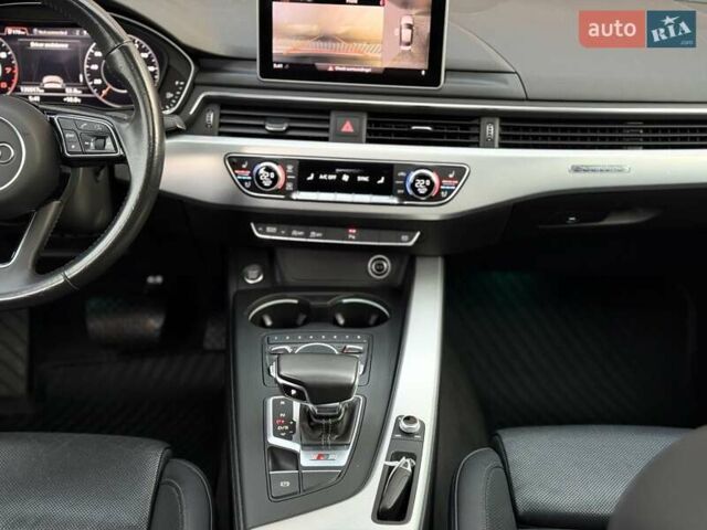 Білий Ауді А4, об'ємом двигуна 1.98 л та пробігом 139 тис. км за 16800 $, фото 52 на Automoto.ua