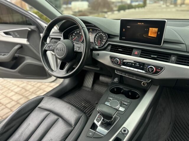 Белый Ауди А4, объемом двигателя 0 л и пробегом 93 тыс. км за 20999 $, фото 8 на Automoto.ua