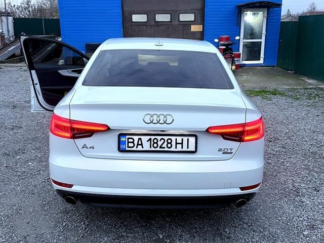 Білий Ауді А4, об'ємом двигуна 2 л та пробігом 38 тис. км за 16700 $, фото 5 на Automoto.ua