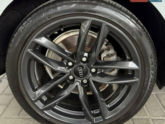 Белый Ауди А4, объемом двигателя 1.98 л и пробегом 173 тыс. км за 17299 $, фото 33 на Automoto.ua