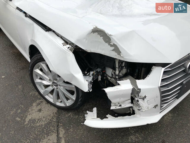 Білий Ауді А4, об'ємом двигуна 2 л та пробігом 173 тис. км за 12345 $, фото 6 на Automoto.ua