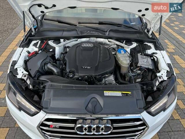 Белый Ауди А4, объемом двигателя 1.98 л и пробегом 186 тыс. км за 16250 $, фото 24 на Automoto.ua