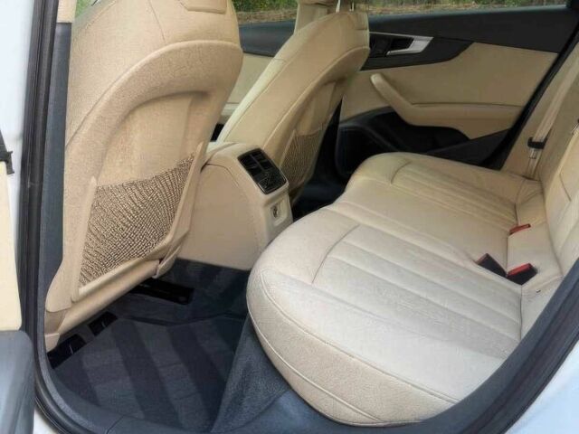 Білий Ауді А4, об'ємом двигуна 2 л та пробігом 63 тис. км за 8400 $, фото 12 на Automoto.ua