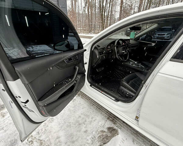 Белый Ауди А4, объемом двигателя 2 л и пробегом 335 тыс. км за 14900 $, фото 24 на Automoto.ua