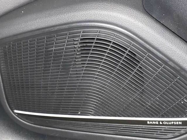 Белый Ауди А4, объемом двигателя 3 л и пробегом 98 тыс. км за 19000 $, фото 21 на Automoto.ua