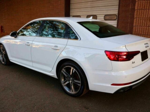 Белый Ауди А4, объемом двигателя 2 л и пробегом 68 тыс. км за 12999 $, фото 4 на Automoto.ua