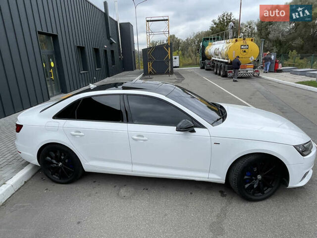 Белый Ауди А4, объемом двигателя 1.98 л и пробегом 229 тыс. км за 16499 $, фото 4 на Automoto.ua