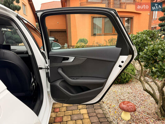 Белый Ауди А4, объемом двигателя 1.97 л и пробегом 237 тыс. км за 19999 $, фото 25 на Automoto.ua