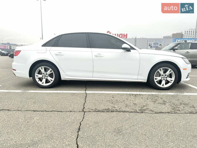 Белый Ауди А4, объемом двигателя 2 л и пробегом 115 тыс. км за 18700 $, фото 6 на Automoto.ua