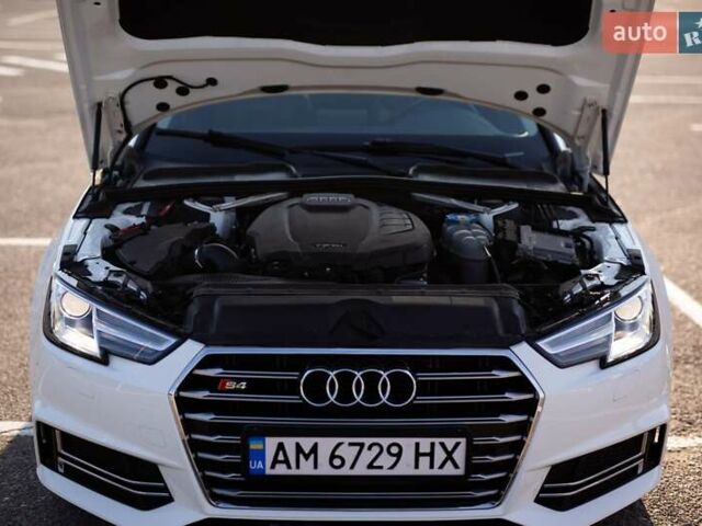 Белый Ауди А4, объемом двигателя 2 л и пробегом 183 тыс. км за 21500 $, фото 11 на Automoto.ua