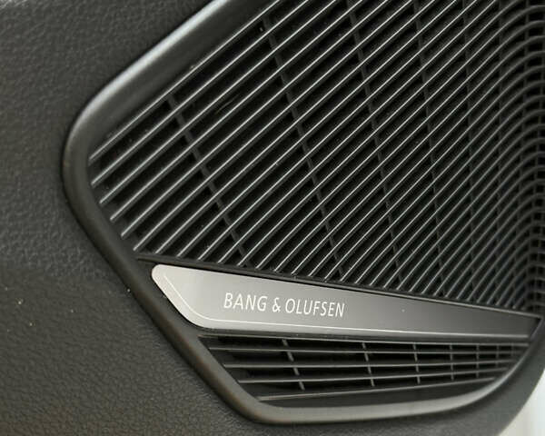 Білий Ауді А4, об'ємом двигуна 1.98 л та пробігом 162 тис. км за 20500 $, фото 53 на Automoto.ua