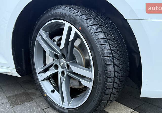 Белый Ауди А4, объемом двигателя 1.98 л и пробегом 120 тыс. км за 18500 $, фото 27 на Automoto.ua