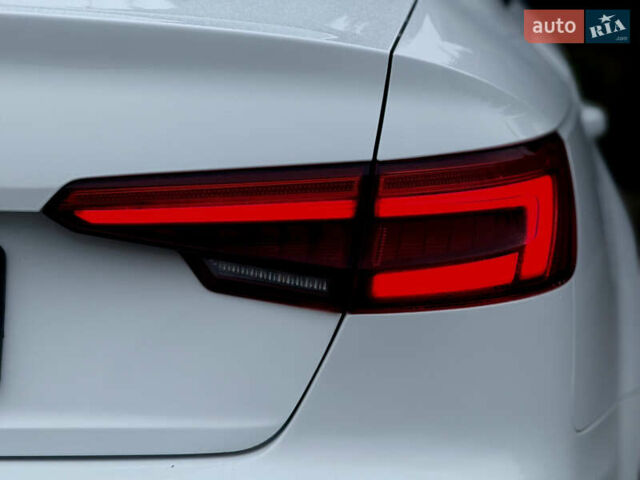 Белый Ауди А4, объемом двигателя 2 л и пробегом 178 тыс. км за 14999 $, фото 26 на Automoto.ua