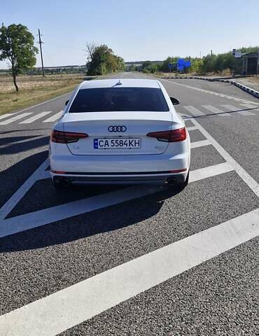 Белый Ауди А4, объемом двигателя 1.98 л и пробегом 150 тыс. км за 21999 $, фото 4 на Automoto.ua