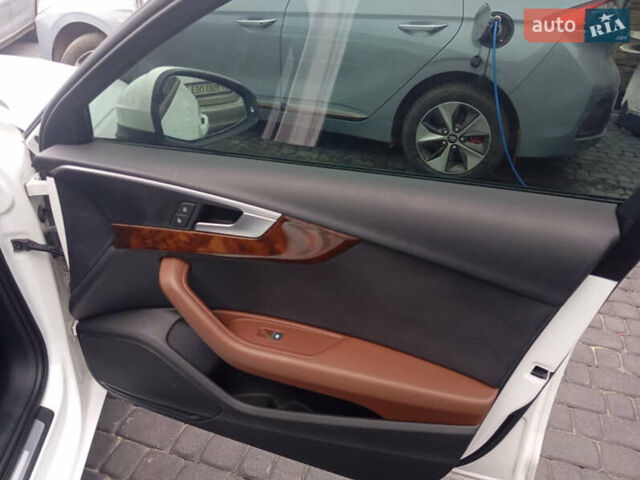 Белый Ауди А4, объемом двигателя 1.98 л и пробегом 101 тыс. км за 19000 $, фото 10 на Automoto.ua