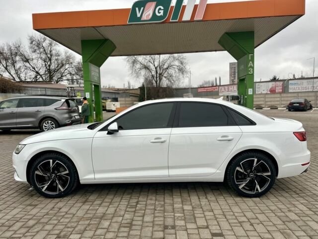 Белый Ауди А4, объемом двигателя 0 л и пробегом 93 тыс. км за 20999 $, фото 3 на Automoto.ua