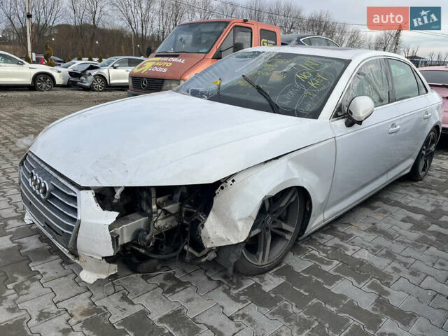 Белый Ауди А4, объемом двигателя 2 л и пробегом 183 тыс. км за 11000 $, фото 2 на Automoto.ua