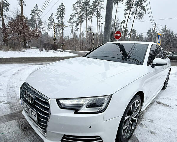 Белый Ауди А4, объемом двигателя 2 л и пробегом 335 тыс. км за 14900 $, фото 5 на Automoto.ua