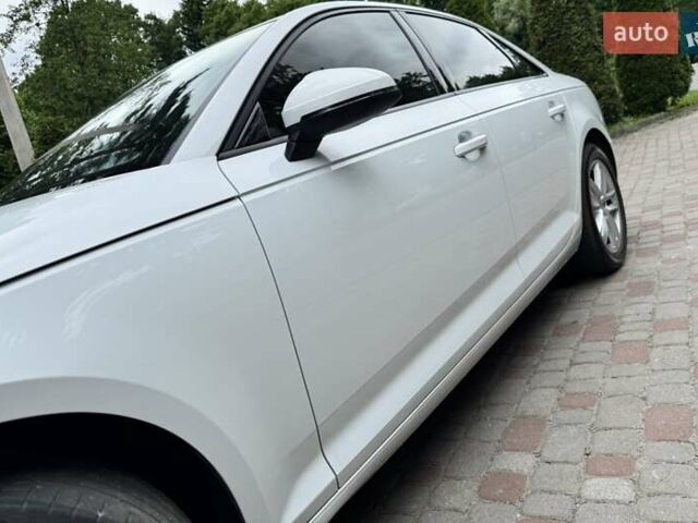 Белый Ауди А4, объемом двигателя 1.98 л и пробегом 161 тыс. км за 16800 $, фото 8 на Automoto.ua