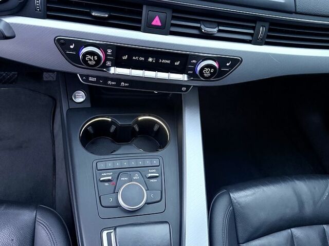 Білий Ауді А4, об'ємом двигуна 2 л та пробігом 38 тис. км за 16700 $, фото 9 на Automoto.ua