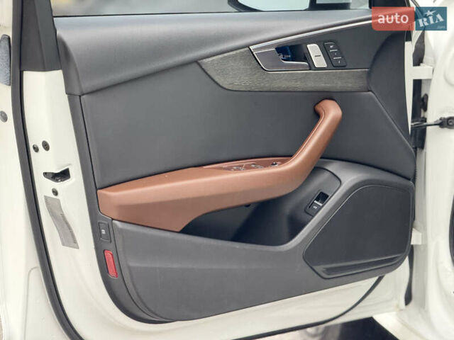 Белый Ауди А4, объемом двигателя 2 л и пробегом 156 тыс. км за 17900 $, фото 10 на Automoto.ua