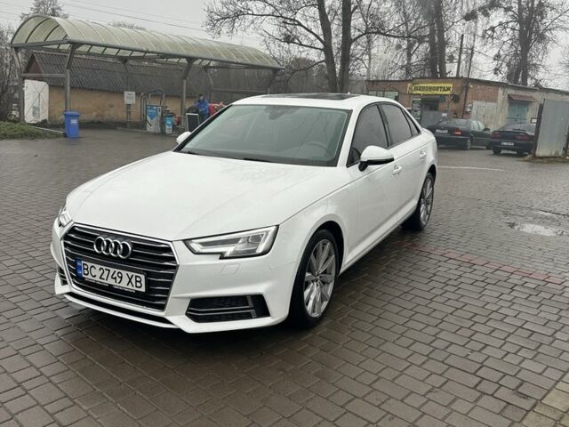 Белый Ауди А4, объемом двигателя 2 л и пробегом 140 тыс. км за 14300 $, фото 1 на Automoto.ua