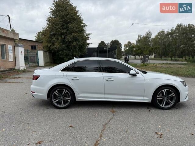 Белый Ауди А4, объемом двигателя 1.98 л и пробегом 105 тыс. км за 18700 $, фото 7 на Automoto.ua