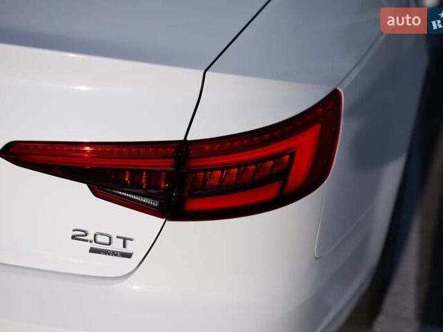 Белый Ауди А4, объемом двигателя 2 л и пробегом 183 тыс. км за 21500 $, фото 8 на Automoto.ua