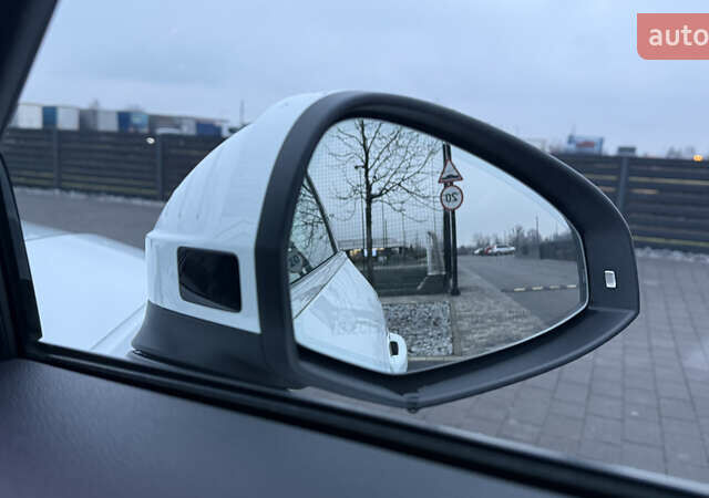 Белый Ауди А4, объемом двигателя 1.98 л и пробегом 120 тыс. км за 18500 $, фото 25 на Automoto.ua