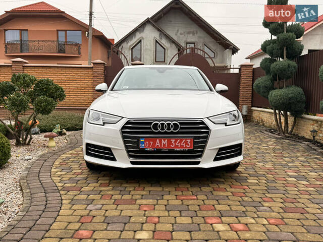 Белый Ауди А4, объемом двигателя 1.97 л и пробегом 237 тыс. км за 19999 $, фото 1 на Automoto.ua