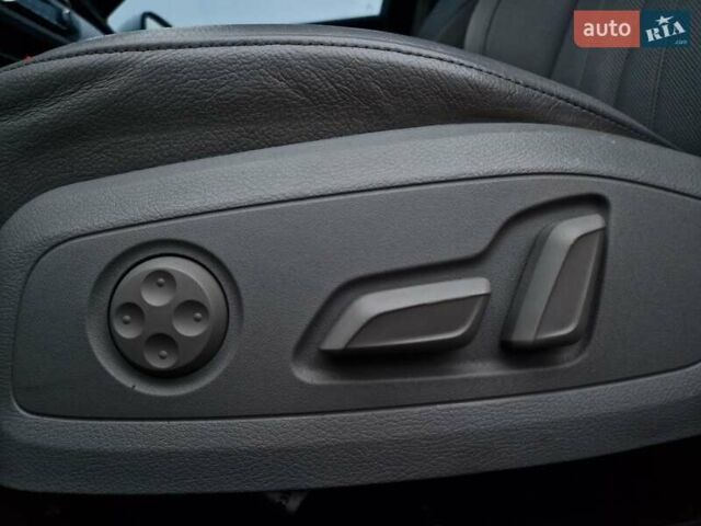 Білий Ауді А4, об'ємом двигуна 1.98 л та пробігом 158 тис. км за 25000 $, фото 22 на Automoto.ua