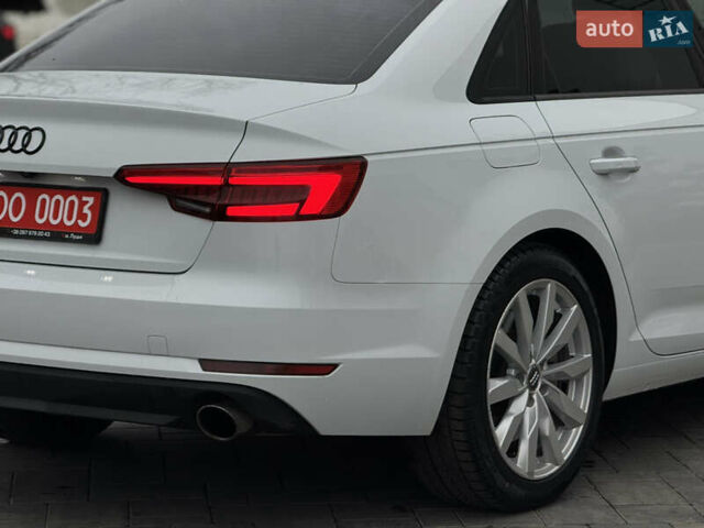 Білий Ауді А4, об'ємом двигуна 1.98 л та пробігом 163 тис. км за 17200 $, фото 17 на Automoto.ua
