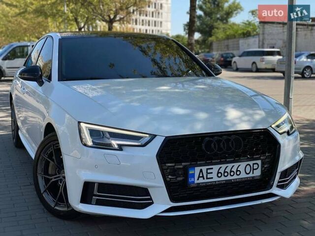 Білий Ауді А4, об'ємом двигуна 1.98 л та пробігом 112 тис. км за 19900 $, фото 2 на Automoto.ua